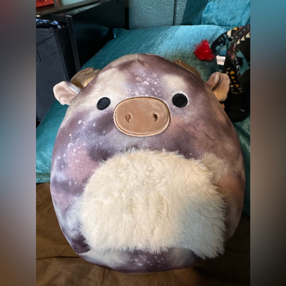 Galaxy reindeer, squish, mellow